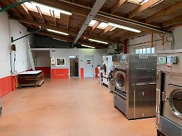 Seren del Grappa, incendio distrugge la Lavanderia Veneta: ingenti danni e incertezze sulla causa