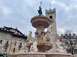 La fontana di Nettuno torna a zampillare, verifiche completate per il gioiello trentino