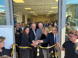 Quid inaugura a Padova il laboratorio tessile etico: creare lavoro e dignit&agrave;