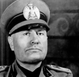 Trento: Mussolini resta cittadino onorario, delibera naufraga in consiglio