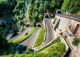 Tragedia sul San Boldo: muore un escursionista 60enne per un malore improvviso