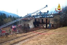Borca di Cadore: incendio in abitazione, salvati proprietario e cane