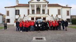 Inaugurata la nuova auto del Club 3 destinata ai bisogni dei pi&ugrave; fragili