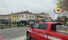 Fuga di gas durante lavori stradali: evacuate otto famiglie
