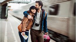 Treni pieni in Veneto: a Pasqua boom di viaggi verso laghi, citt&agrave; d&rsquo;arte e localit&agrave; balneari