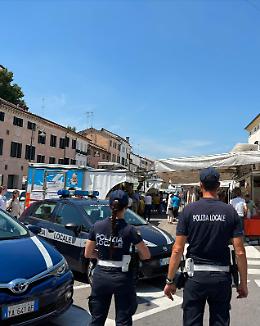 Treviso, controlli congiunti al mercato cittadino: irregolarit&agrave; per oltre 35mila euro