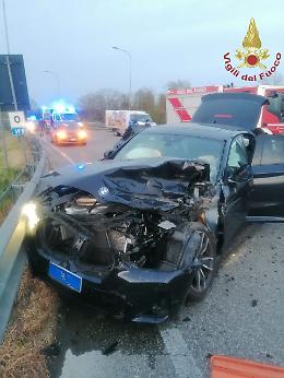 Incidente all&rsquo;alba a Borsea, traffico in tilt sulla Statale 16