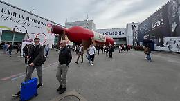 Furto in supermercato durante il Vinitaly, ladro arrestato grazie alla segnalazione di due giovani testimoni