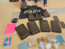 Coppia fermata al casello di Boara Pisani con 10 chili di cocaina nascosti nell&rsquo;auto