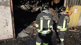 Devastante incendio a Trissino: ultime operazioni di spegnimento in corso 