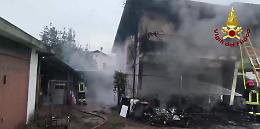 Paura a Quinto Vicentino: incendio devasta un’abitazione, uomo ustionato
