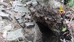 Smottamento a Monteviale: cede il terreno in un cantiere, intervento urgente dei Vigili del Fuoco