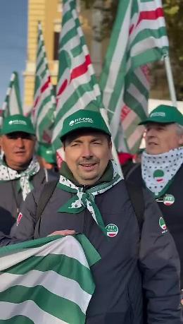 Protesta dei lavoratori del trasporto pubblico davanti al Ministero dei Trasporti