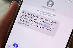 Attenzione agli sms ingannevoli: crescono le segnalazioni di messaggi falsi che chiedono di chiamare numeri a pagamento