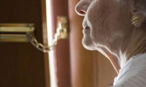 Finto incidente alla figlia: anziana truffata, arrestata coppia di malviventi