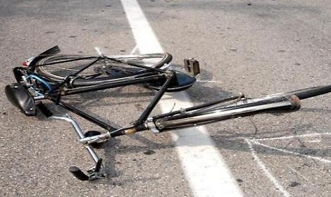 Incidente a Olbia: ciclista trevigiano salvato per miracolo dopo l'investimento da un furgone