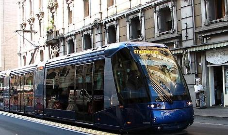 Cantieri del tram non si fermano a Pasqua: la comunit&agrave; musulmana mantiene il ritmo per rispettare la deadline del PNRR