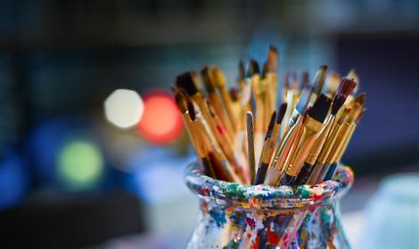 Laura Gioso illumina il Delta del Po: la pittura che cattura luce e memoria