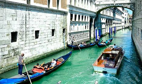 Il Ponte dei sospiri: la bugia romantica di Venezia a cui tutti credono