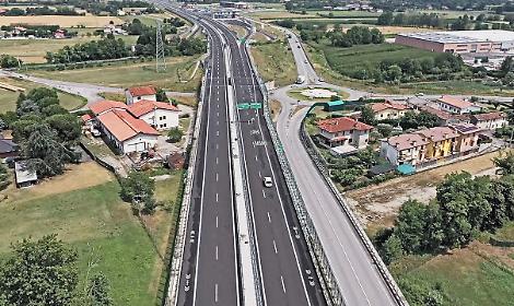 Scontro tra due auto lungo la SPV tra Malo e Montecchio Maggiore, due feriti in ospedale