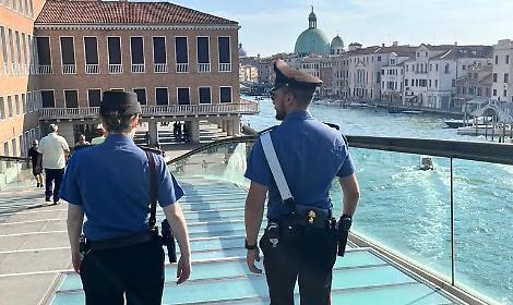 Venezia, controlli nel sestiere di Santa Croce: irregolarit&agrave; amministrative e sanitarie in un locale
