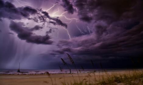 Ciclone di San Valentino verso l&rsquo;Italia: piogge, vento forte e neve nel weekend