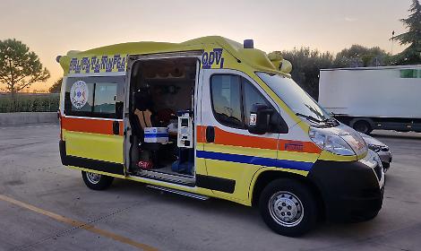 Miracolo di Natale a Padova: salvata in centro grazie alla prontezza dei passanti e al defibrillatore