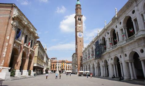 Vicenza, il Dipartimento di Scienze Economiche apre le porte alla citt&agrave;