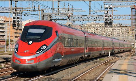 Tragedia a Mogliano Veneto: travolto da un treno, circolazione interrotta sulla linea Udine-Venezia