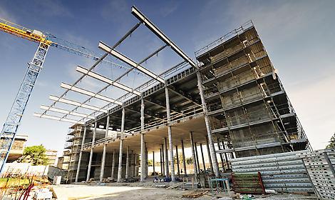 Edilizia: Il Settore in Bilico tra PNRR e Urgenza di Strategia