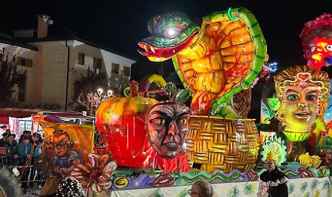 Carnevale trentino: tra tradizione, sfilate e sapori locali da Rovereto a Madonna di Campiglio