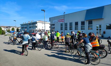 Per difendere l&rsquo;ambiente, tante gite in bicicletta