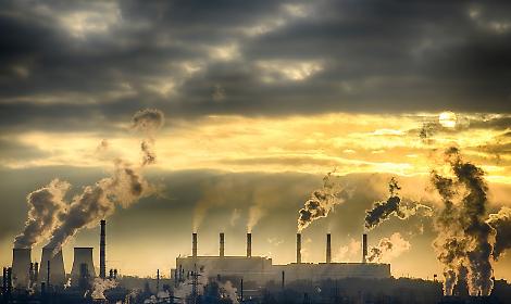 Quanto ci costa una transizione energetica in ritardo?