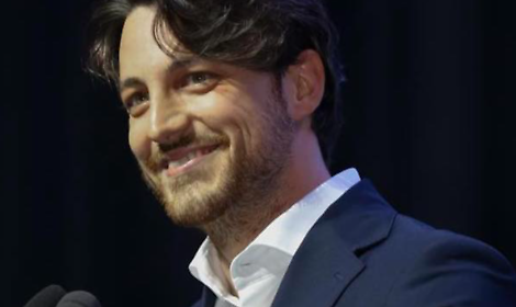 Alberto Stefani, il volto nuovo del Veneto: chi &egrave; il pi&ugrave; giovane presidente di Regione d&rsquo;Italia