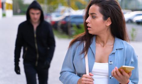 Stalking sull'ex: a Piove di Sacco divieto di avvicinamento e divieto di dimora per un uomo indagato