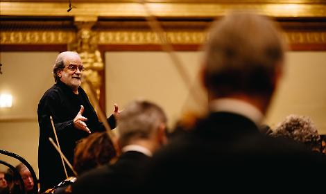 Il direttore d'orchestra Andrea Marcon