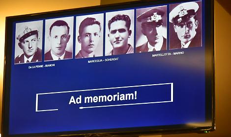 I sei coraggiosi marinai che compirono l'impresa