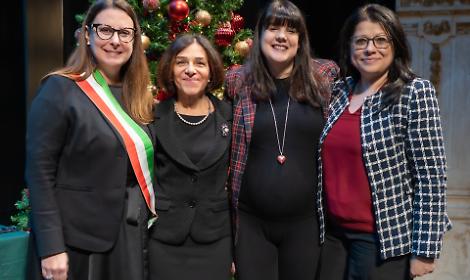 Da sinistra, sindaco di Schio Cristina Marigo, assessore alla Gentilezza Milva Scortegagna, vicesindaco Barbara Corzato e presidente di AVIS Comunale Schio Alto Vicentino Giusi Tognetti