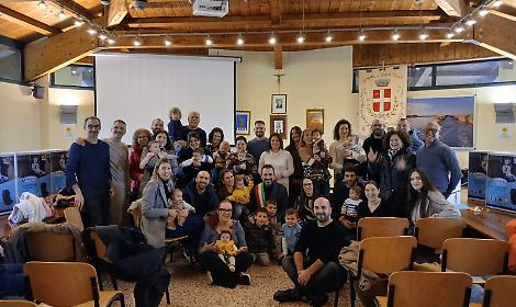 Porto Tolle chiude l&rsquo;anno con i nuovi nati e apre il 2026 premiando i laureati