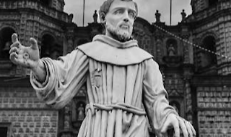 &ldquo;Franciscus. Il folle che parlava agli uccelli&rdquo;: Cristicchi porta San Francesco sul palco del Goldoni