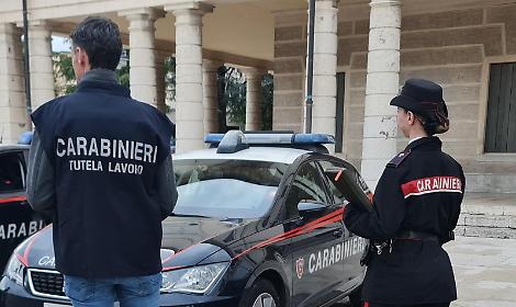 Controlli sui luoghi di lavoro: Carabinieri di Treviso sospendono attivit&agrave; e individuano lavoratori "in nero"