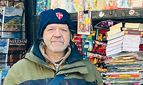 Le edicole al cuore delle citt&agrave;: &ldquo;Dietro ogni attivit&agrave; c'&egrave; un lavoro invisibile, servono tutele e riconoscimento&rdquo;