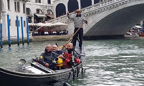 Gondolieri sommozzatori