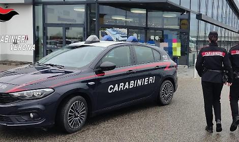 Furto al supermercato e fuga in auto: arrestati due uomini a San Bonifacio