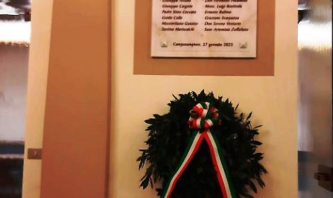 Lapide commemorativa in ricordo dei "Giusti" di Camposampiero