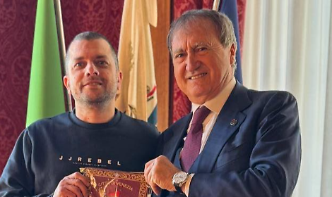 Alberto Trentini incontra il Sindaco Luigi Brugnaro: "Bentornato a Casa!"