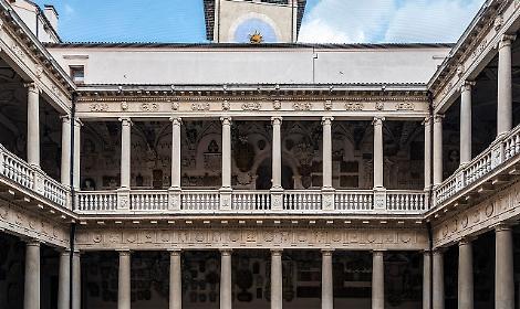 Cultura e pulizia: torna "Io mi prendo cura" attorno a Palazzo Bo