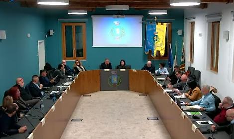 Martellago, tornano in aula i debiti fuori bilancio: scontro in Consiglio