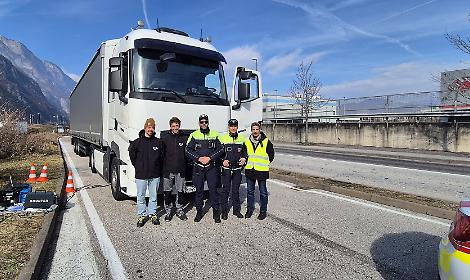 Polizia locale di Trento intensifica i controlli: tre camion su 25 irregolari