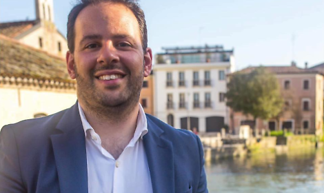 L'assessore Mattia Scavo